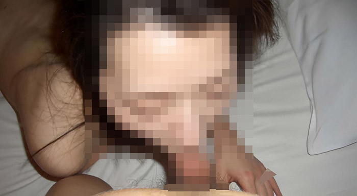 エッチ好きな人妻のスケベフェラ