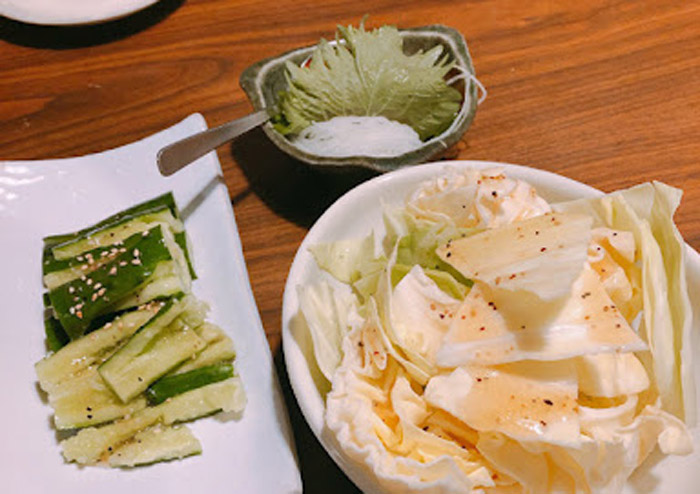 居酒屋で初対面の彼女と乾杯